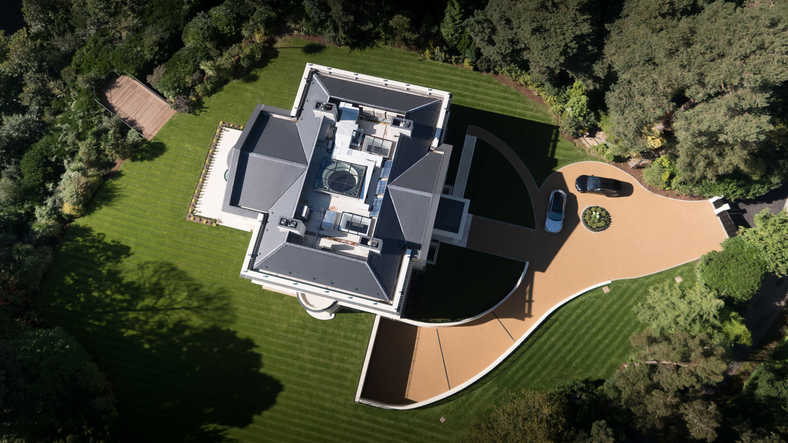 Camp End Manor, St Georges Hill aerial. Beeston Media video production Bristol, property and design video production, luxury property video production, real estate video production.